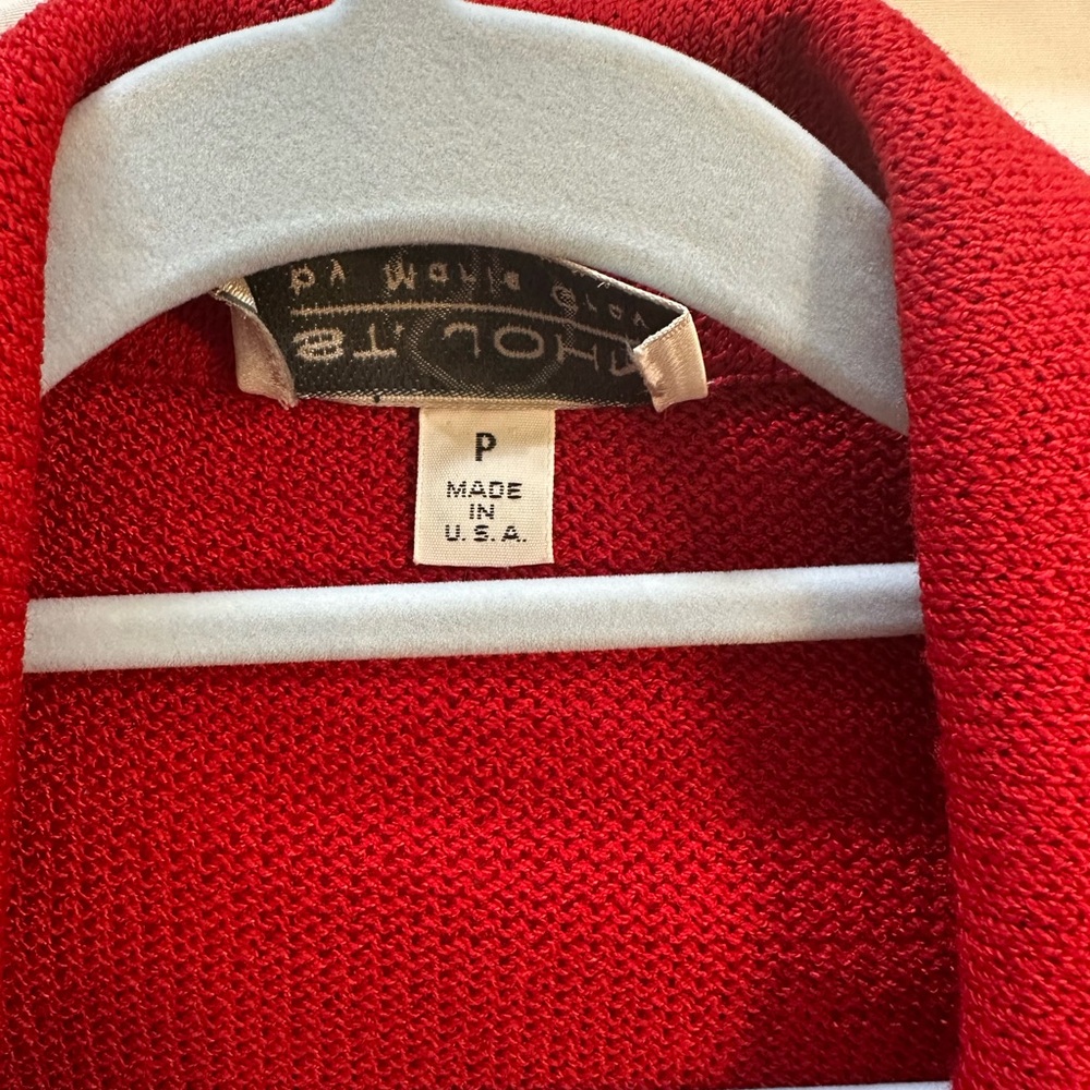 St. John Vibrant Red Blazer - Picture 11 of 11